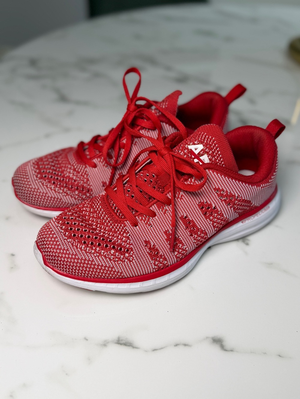 APL TechLoom Pro Red Knit Athletic Sneakers Women’s Size 7